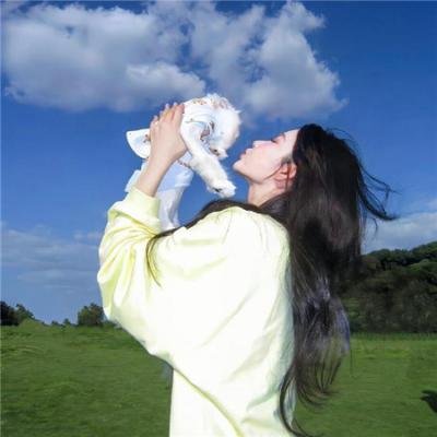 麻辣老师1这个女生有点冷